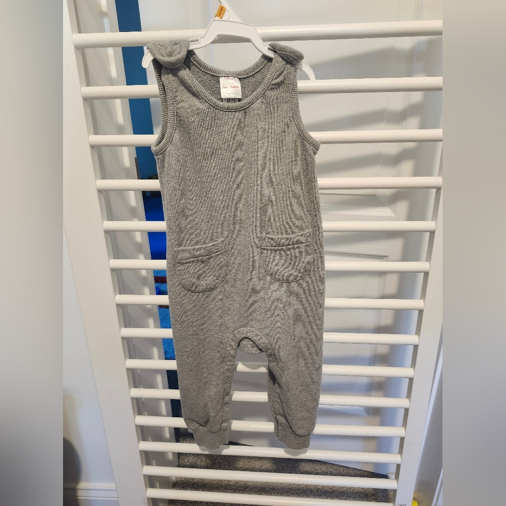 Hanna Andersson Light Gray Romper